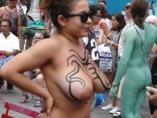 Naked body paint