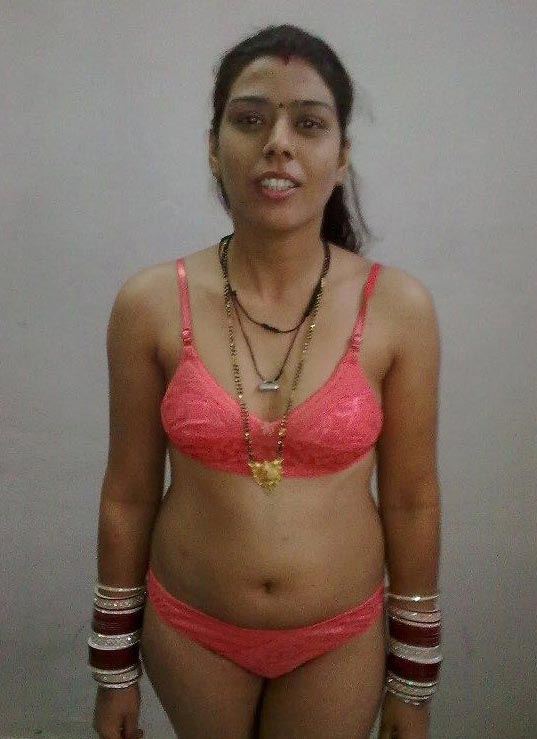 Juke reccomend indian busty wifes nude pictures