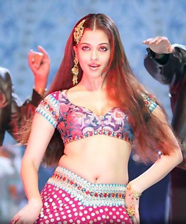 best of Showing bollywood navel