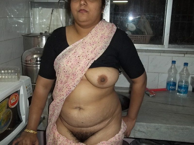 Desi aunty nude sex pics
