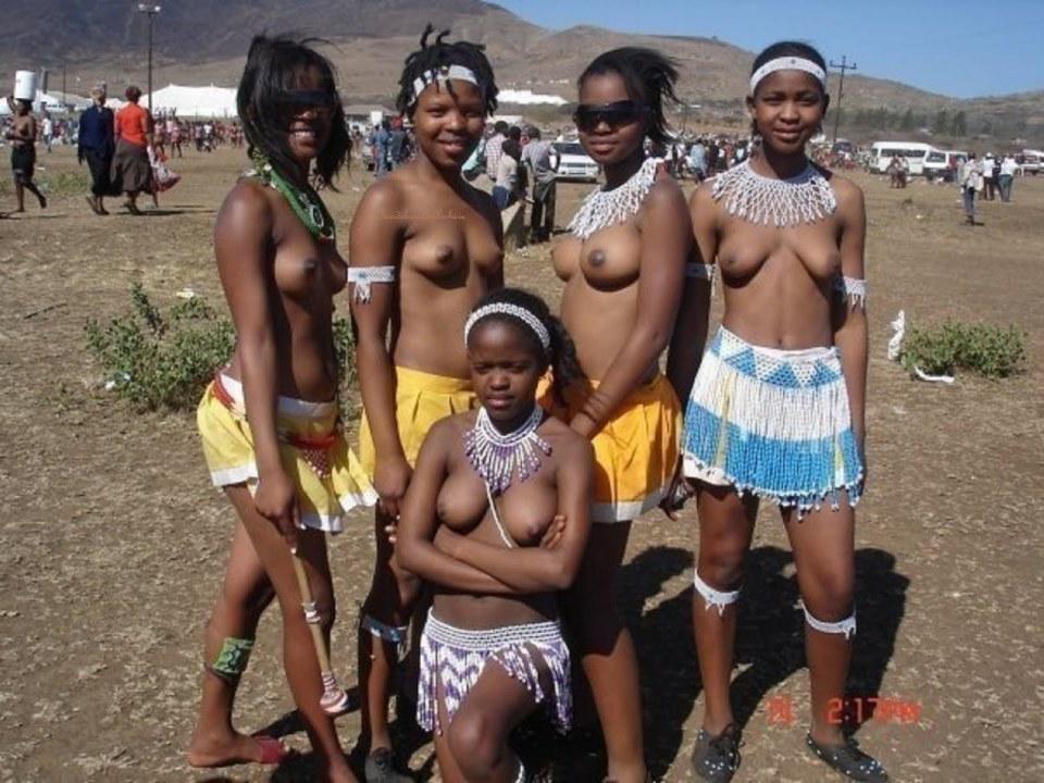 Zulu nude ass