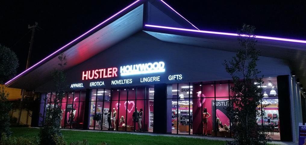 Undertaker reccomend Hollywood hustler club