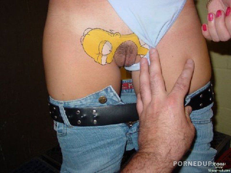 Speed reccomend Woman with homer simpson tattoo on her pussy