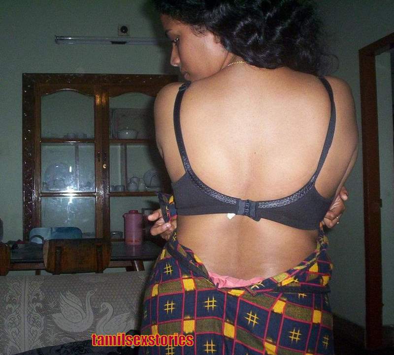 Budweiser reccomend Hot mallu aunties naked in saree