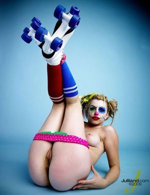 Choco reccomend Hot nude women clowns
