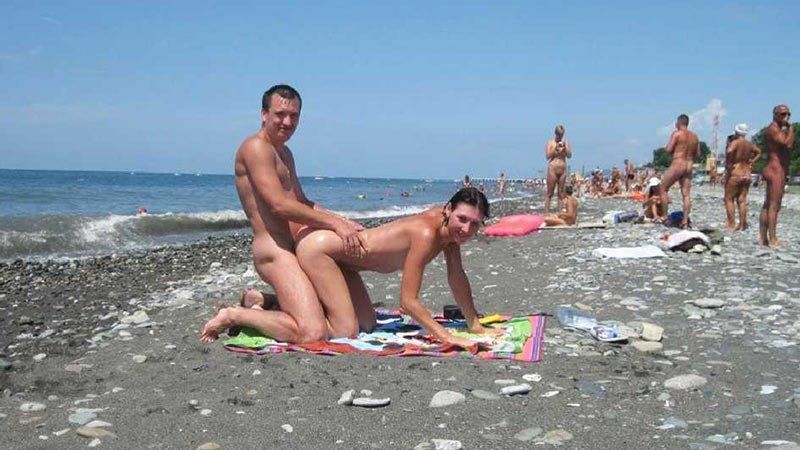 Knight reccomend People having naked sex at a beach